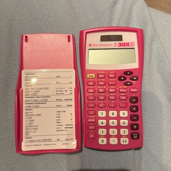 Pink Texas Instruments TI-30XIIS calculator - Picture 4 of 5